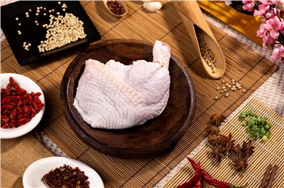 珍珠雞去骨雞腿１入